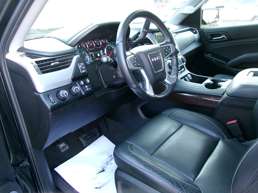 Used 2019 GMC Yukon SLT w/ Open Road Package AWD/4WD image 15