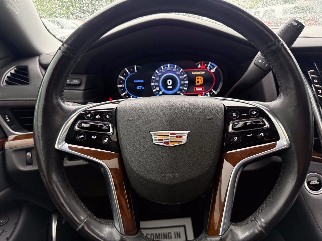 Used 2020 Cadillac Escalade ESV Luxury RWD image 25