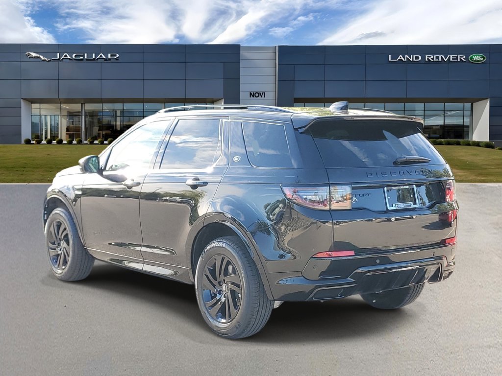 New 2026 Land Rover Discovery Sport Landmark AWD/4WD image 4