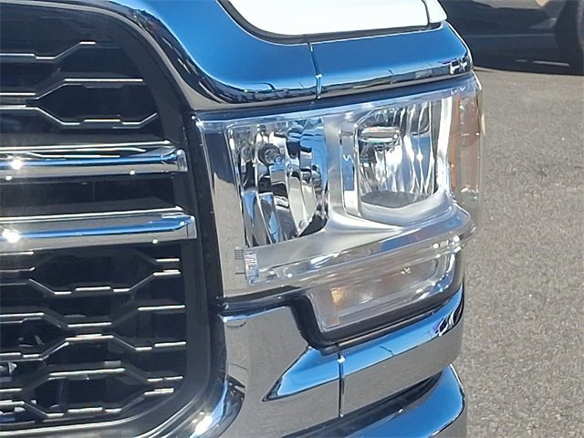 Used 2023 RAM 3500 Tradesman w/ Chrome Appearance Group image 9