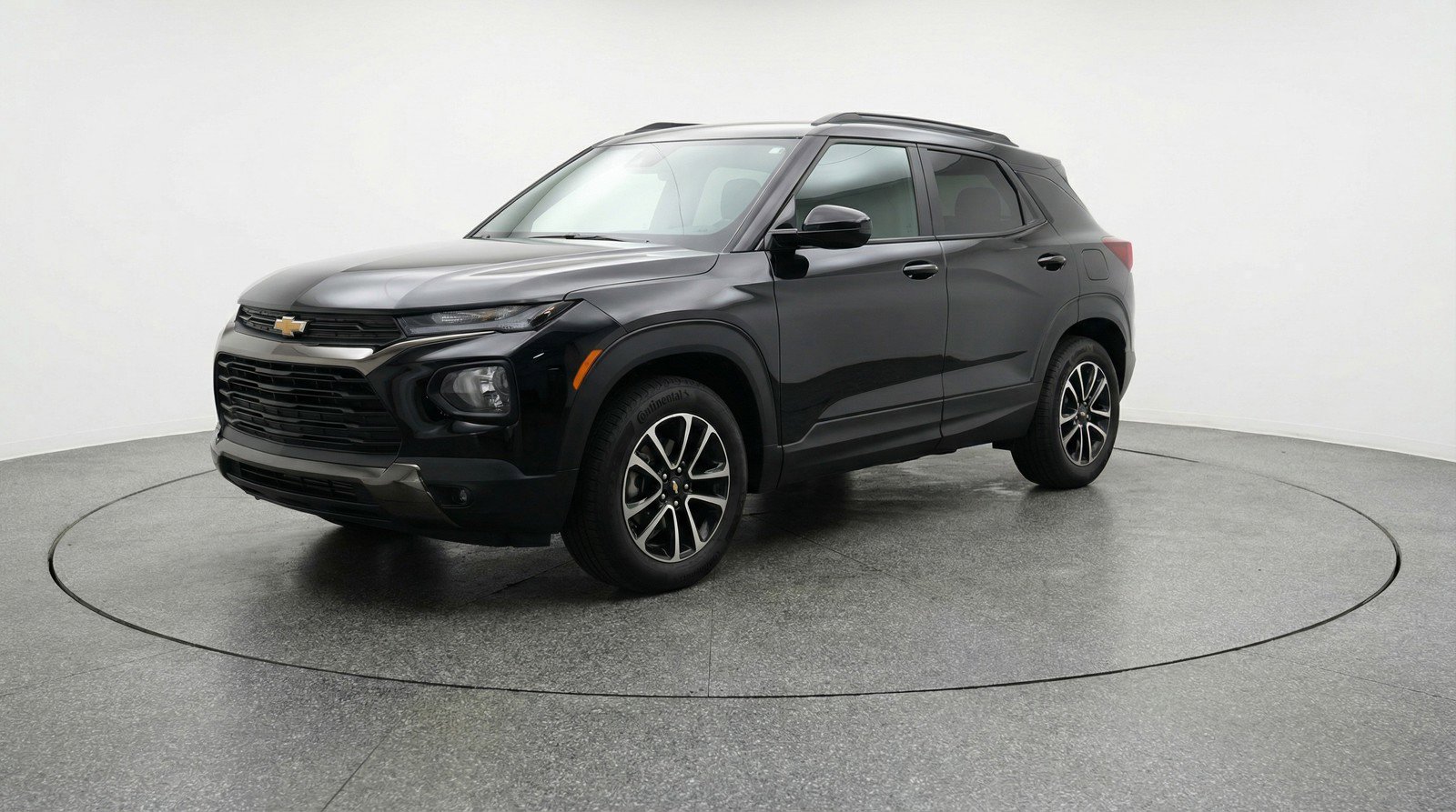 Used 2025 Chevrolet TrailBlazer LT FWD image 3