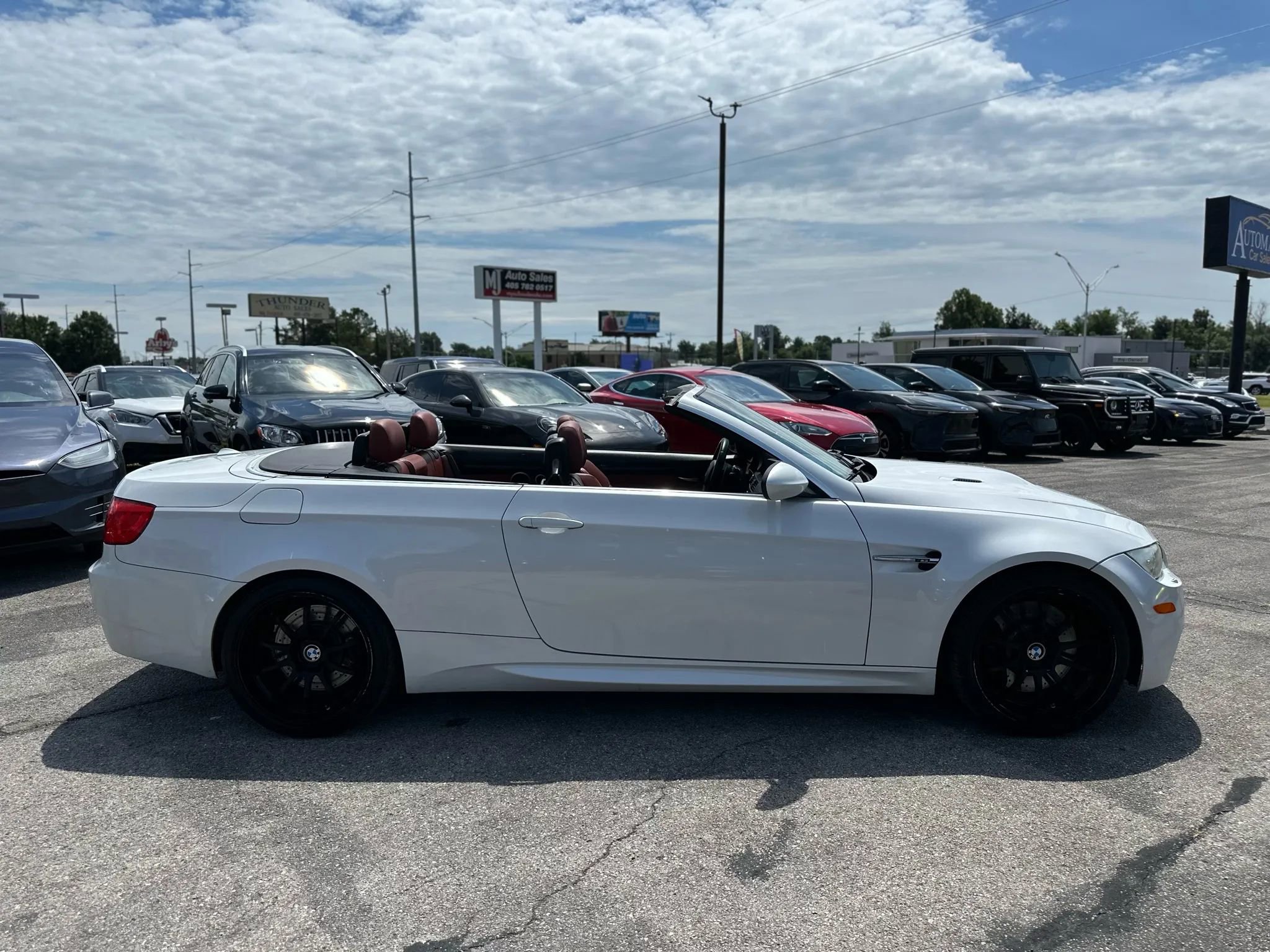 Used 2012 BMW M3 Convertible image 7