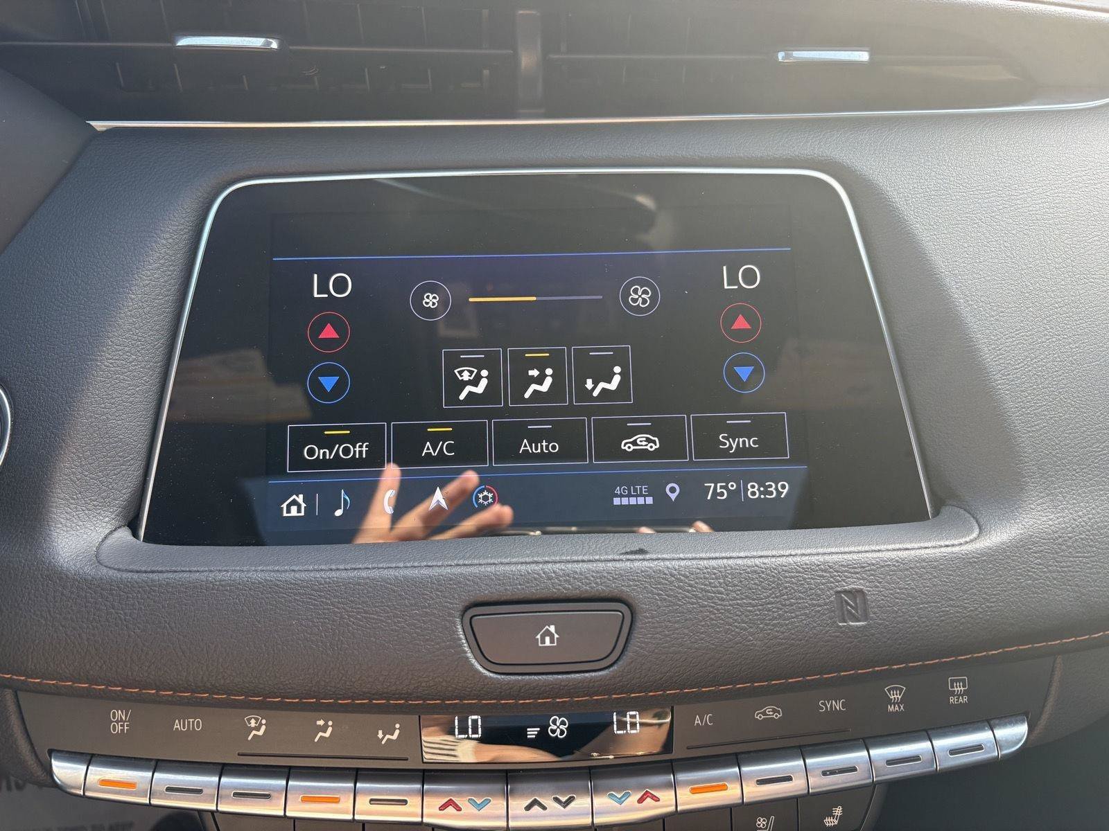 Used 2019 Cadillac XT4 Sport AWD/4WD image 16