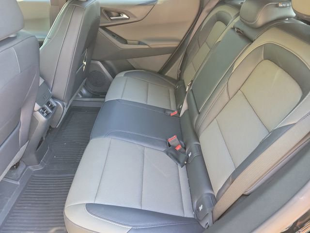 Used 2026 Chevrolet Equinox LT w/ Convenience Package II FWD image 13