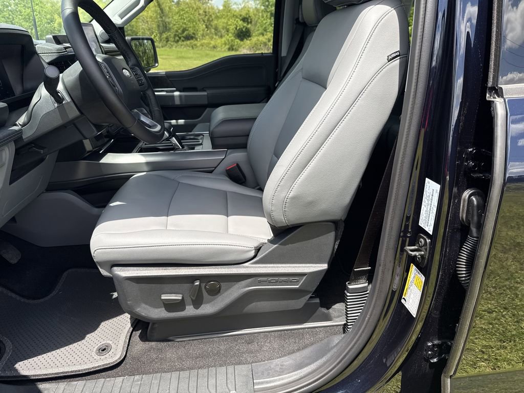New 2025 Ford F150 Lightning Flash image 12