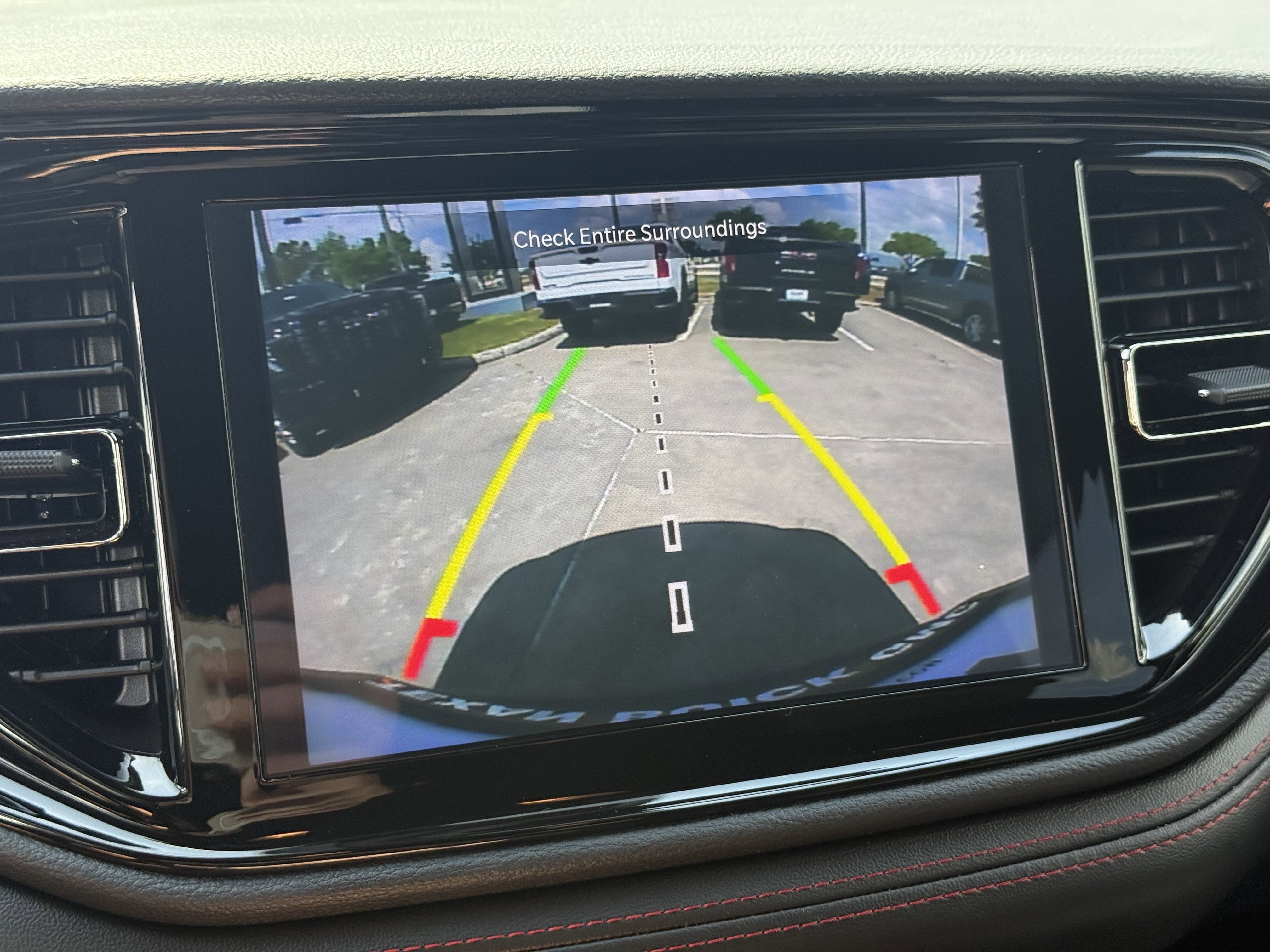 Used 2025 Dodge Durango GT image 21