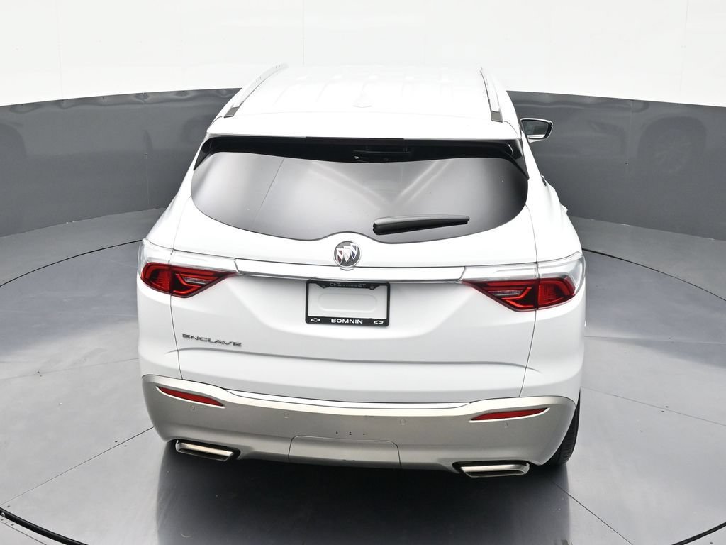 Used 2022 Buick Enclave Premium FWD image 15