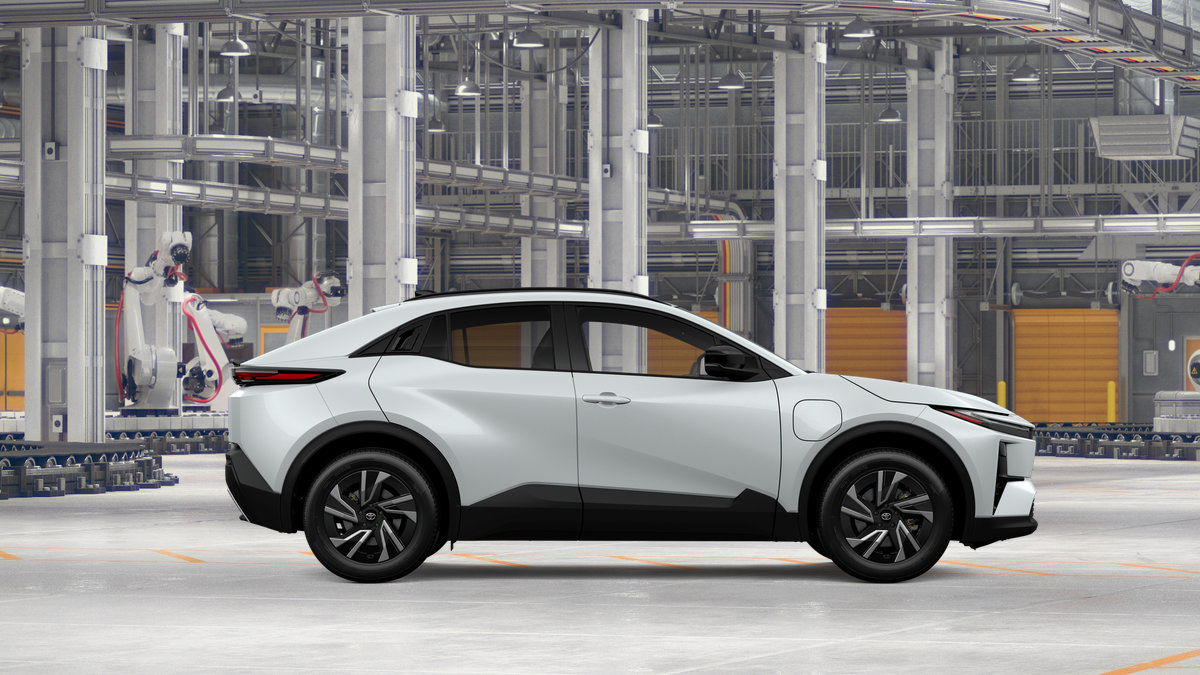 New 2026 Toyota C-HR AWD/4WD image 12
