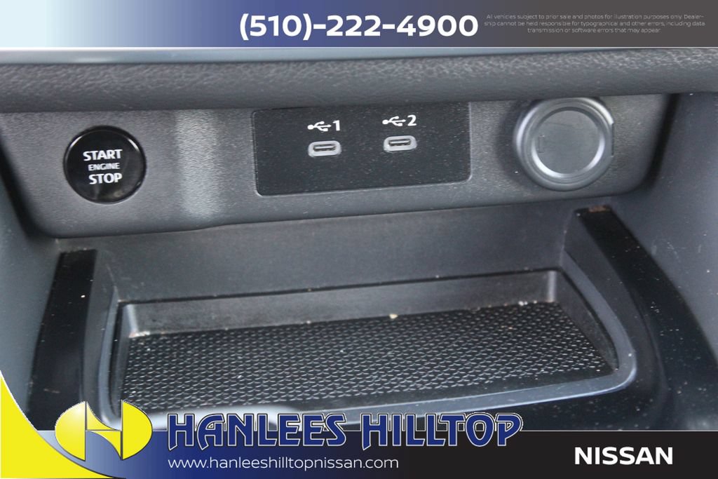 Used 2025 Nissan Rogue SV AWD/4WD image 24