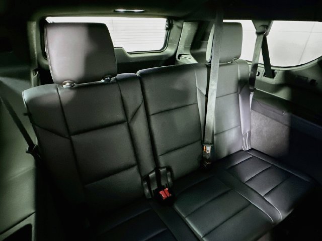 Used 2024 Cadillac Escalade ESV Luxury AWD/4WD image 33