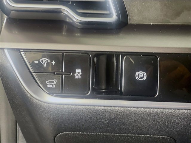 Used 2025 Kia Sportage EX w/ Premium Package image 11