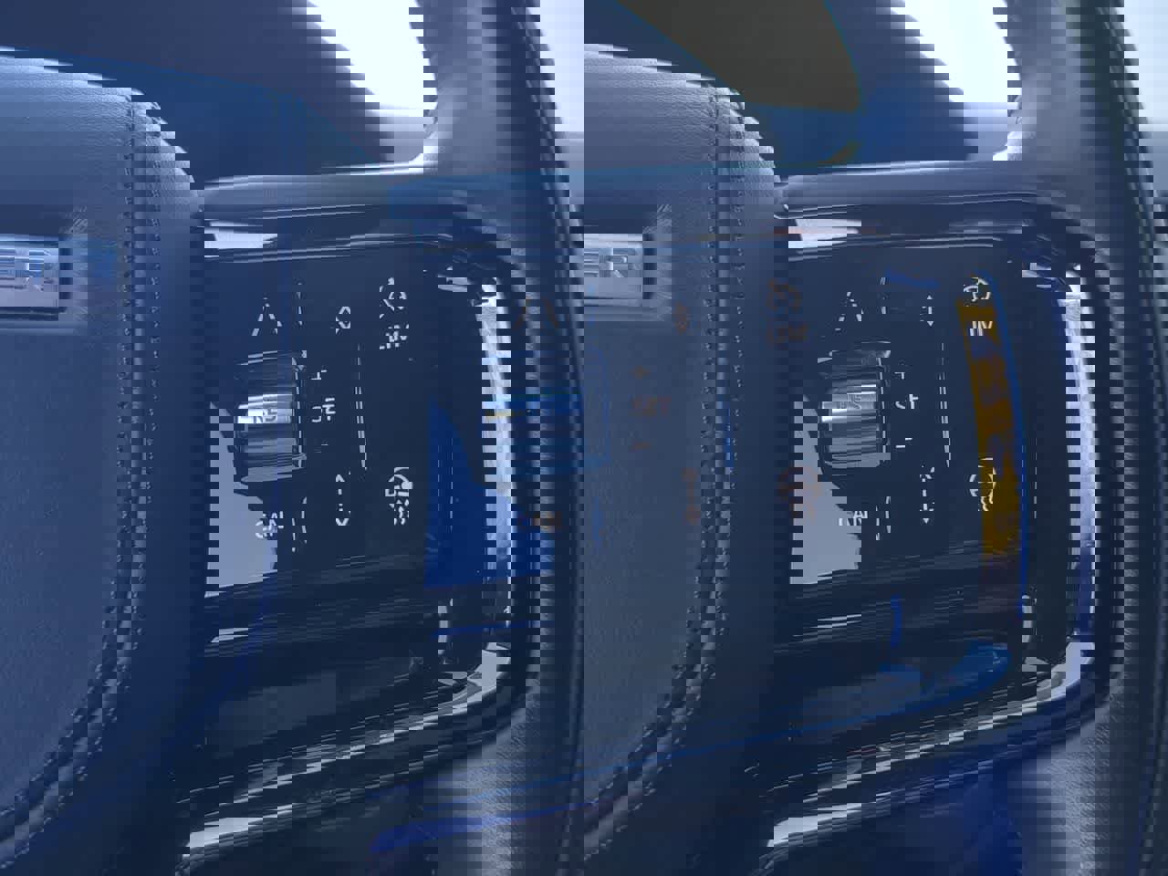 Certified 2025 Land Rover Range Rover Velar Dynamic SE image 24