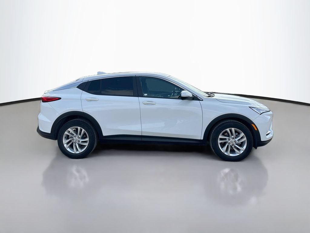 Used 2025 Buick Envista Preferred w/ Convenience I Package FWD image 8
