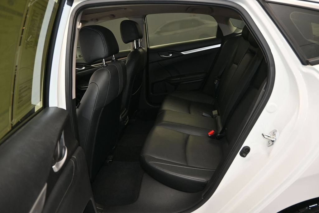 Used 2019 Honda Civic Touring image 17