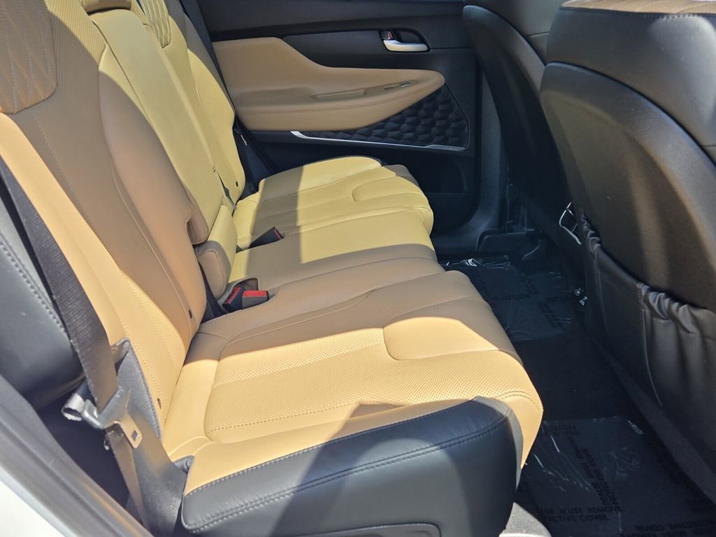 Certified 2023 Hyundai Santa Fe Calligraphy image 16