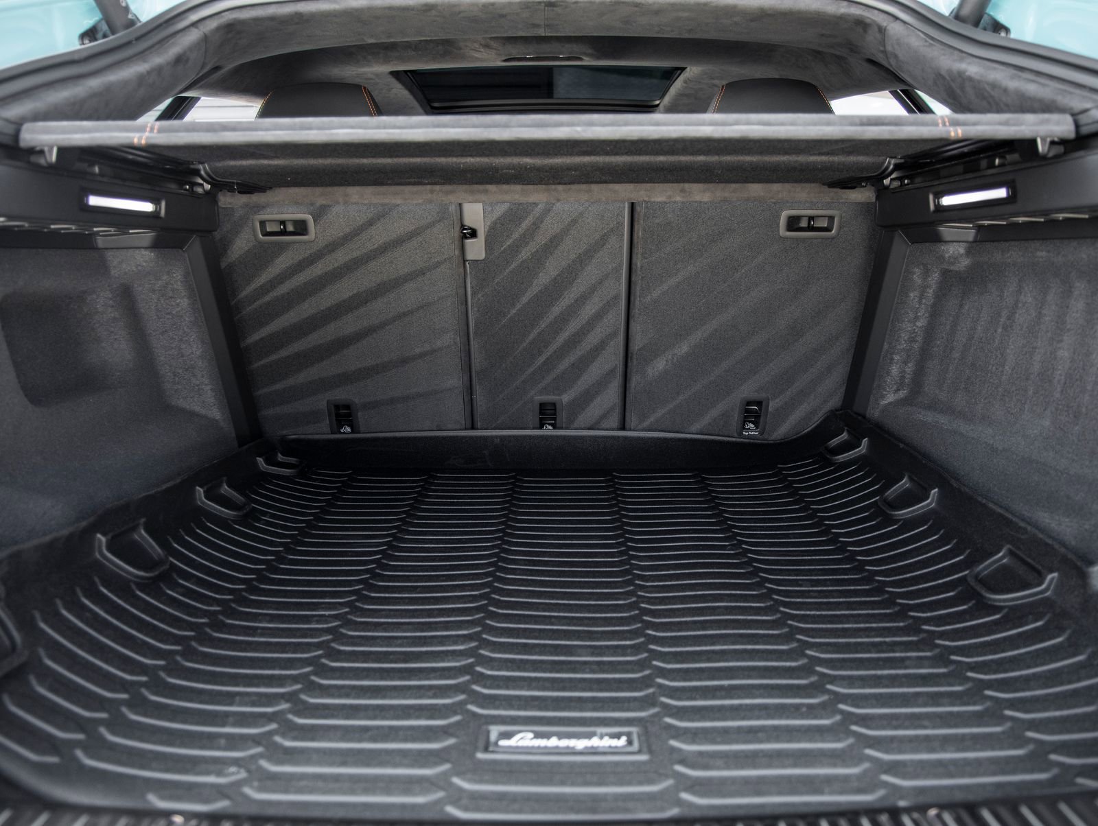 Used 2024 Lamborghini Urus S AWD/4WD image 36