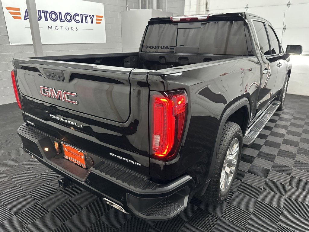 Used 2024 GMC Sierra 1500 Denali w/ Denali Carbonpro Edition image 9