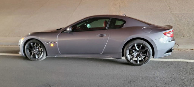 Used 2013 Maserati GranTurismo Sport image 11