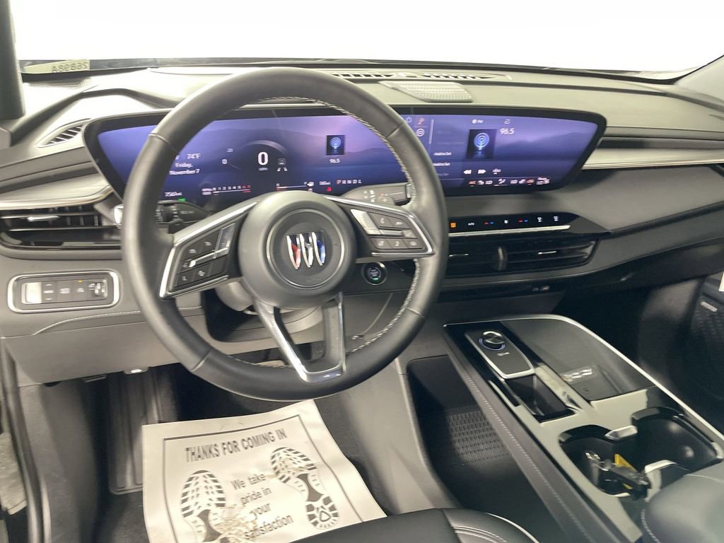 Used 2025 Buick Enclave Preferred image 11