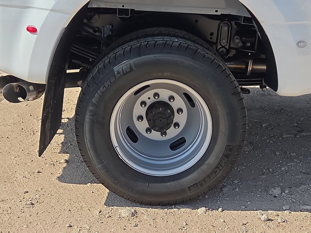 New 2026 Ford F350 XL AWD/4WD image 13