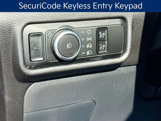 Used 2023 Ford Explorer XLT w/ Equipment Group 202A image 10