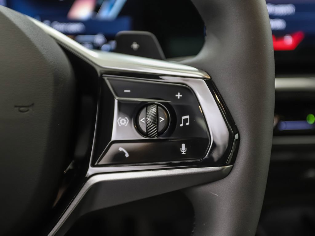 Certified 2025 BMW 530i xDrive w/ Premium Package image 13