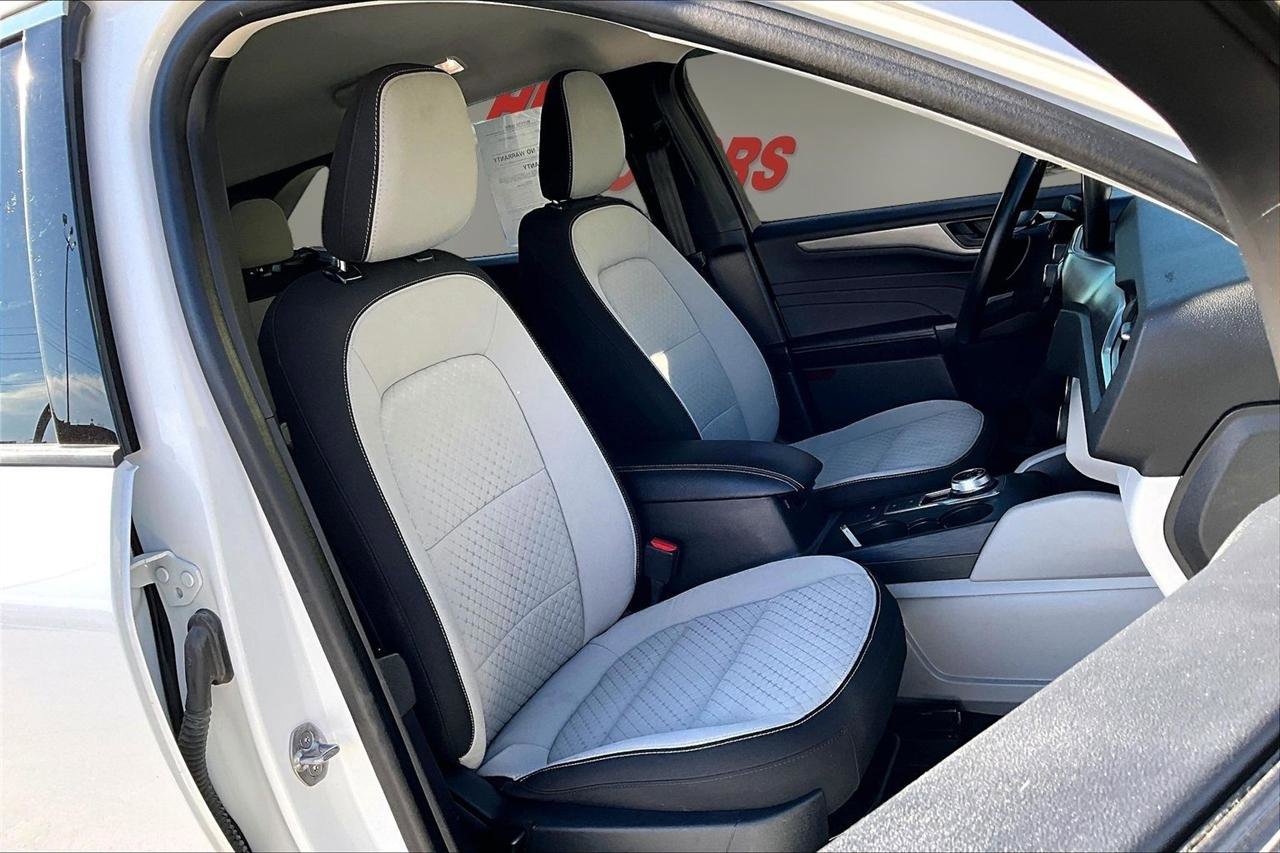 Used 2024 Ford Escape Active image 27