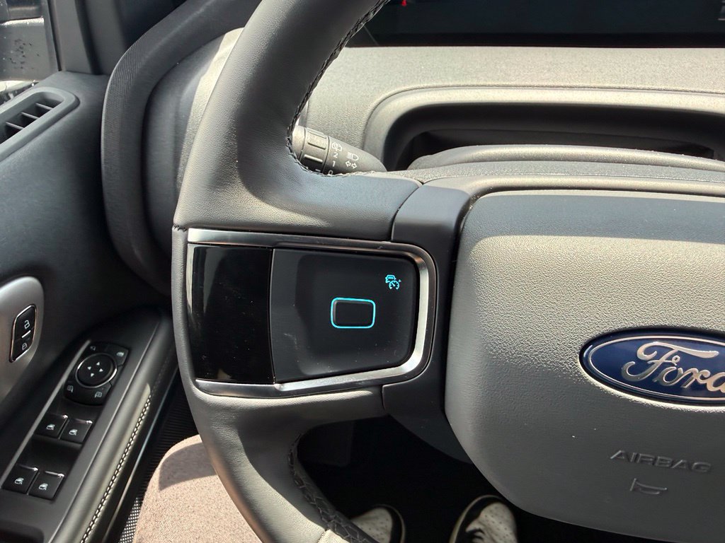 New 2026 Ford Expedition Active AWD/4WD image 18