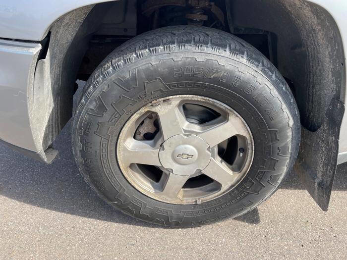 Used 2004 Chevrolet TrailBlazer LT image 13