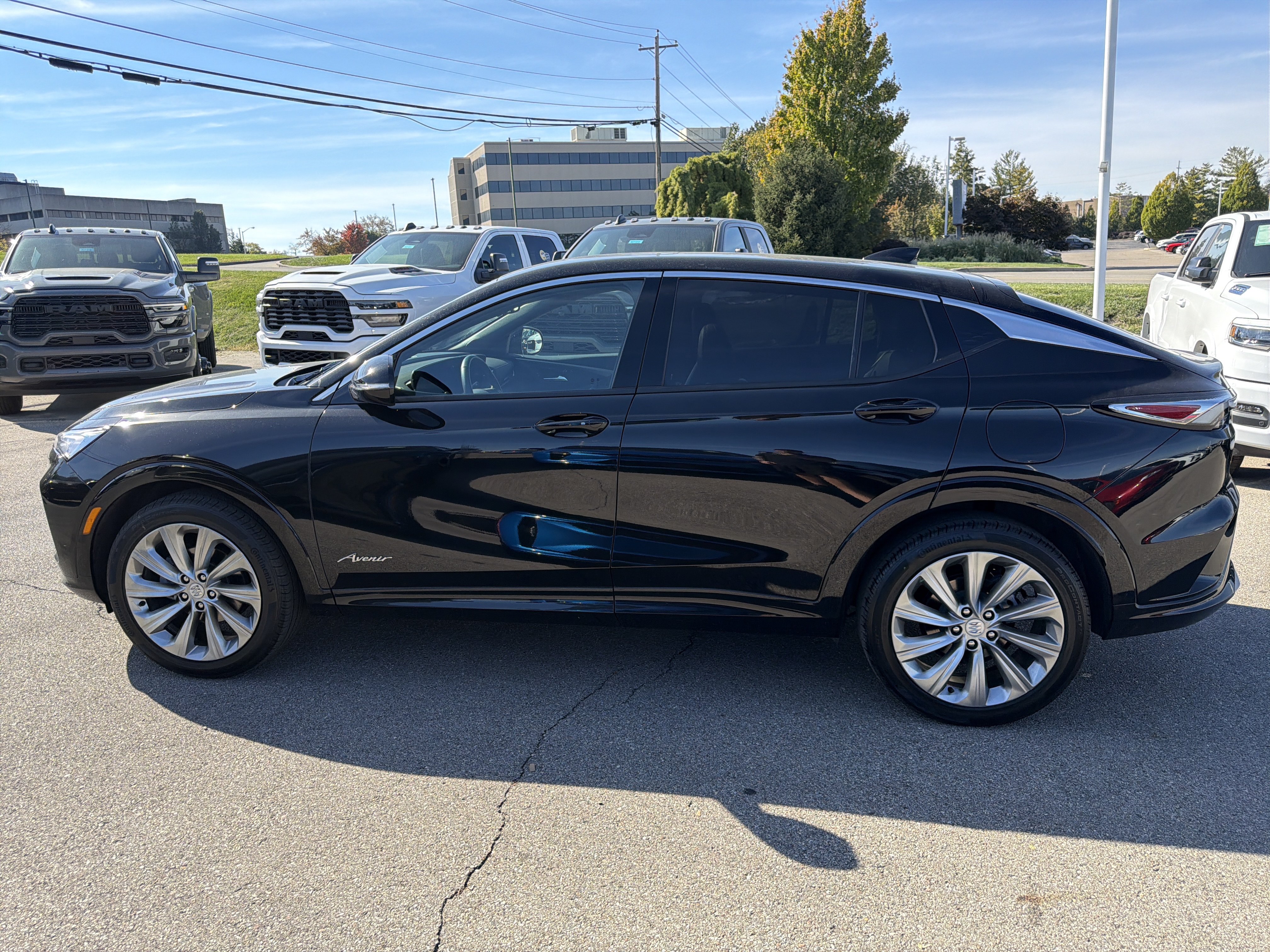 Used 2025 Buick Envista Avenir FWD image 6