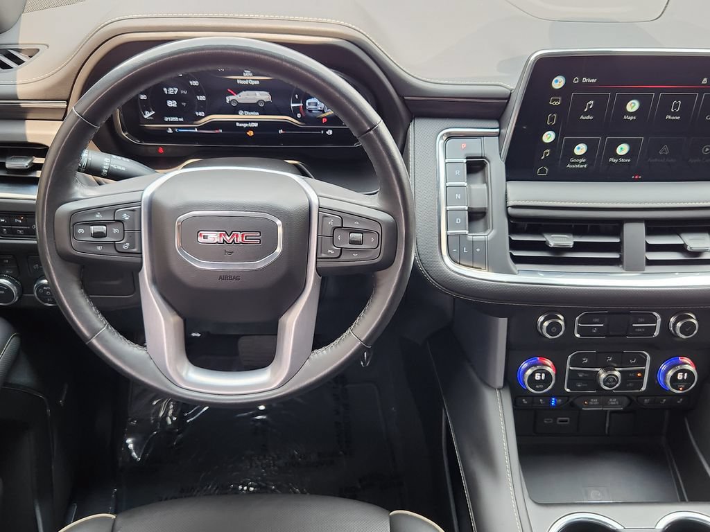 Used 2022 GMC Yukon XL SLT w/ SLT Luxury Package AWD/4WD image 3