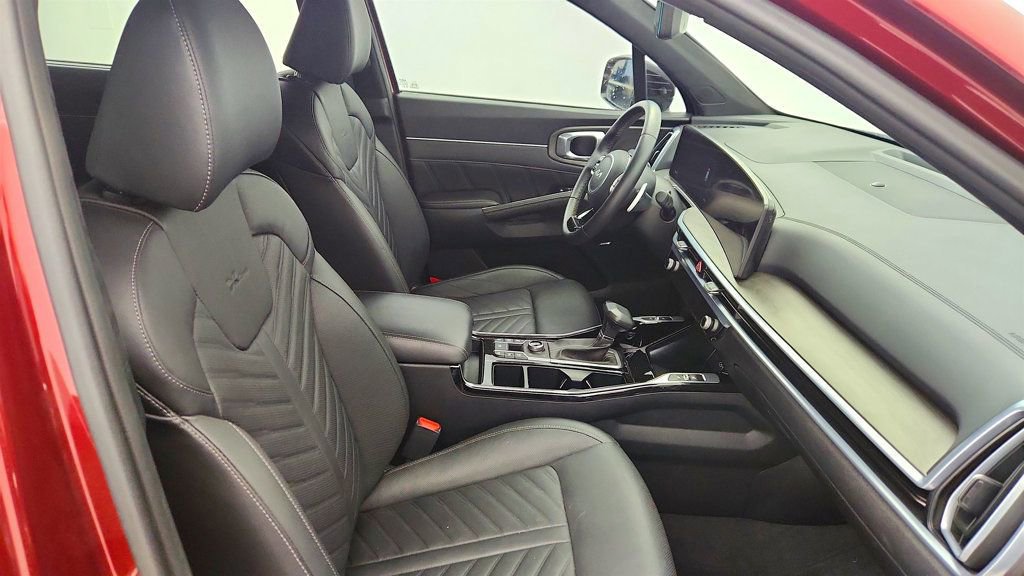 Used 2024 Kia Sorento SX Prestige image 24