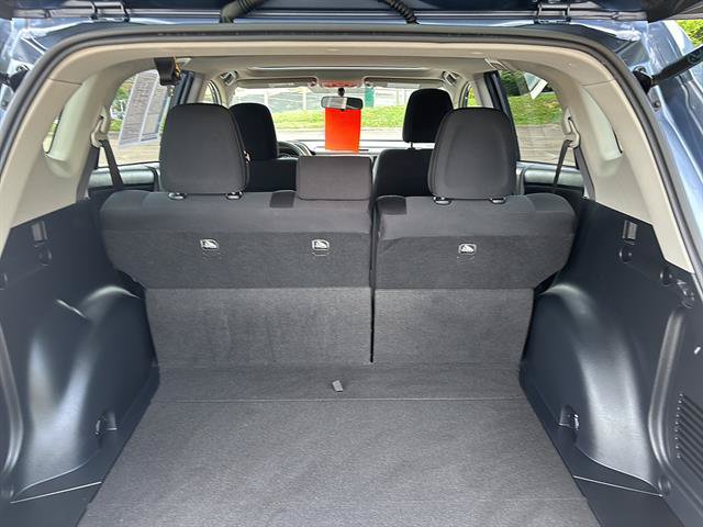 Used 2014 Toyota RAV4 XLE AWD/4WD image 18