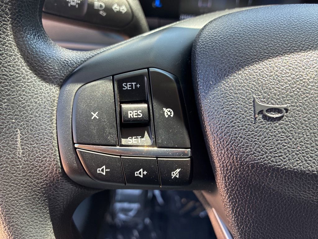 Used 2025 Ford Maverick XL w/ Equipment Group 102A AWD/4WD image 26