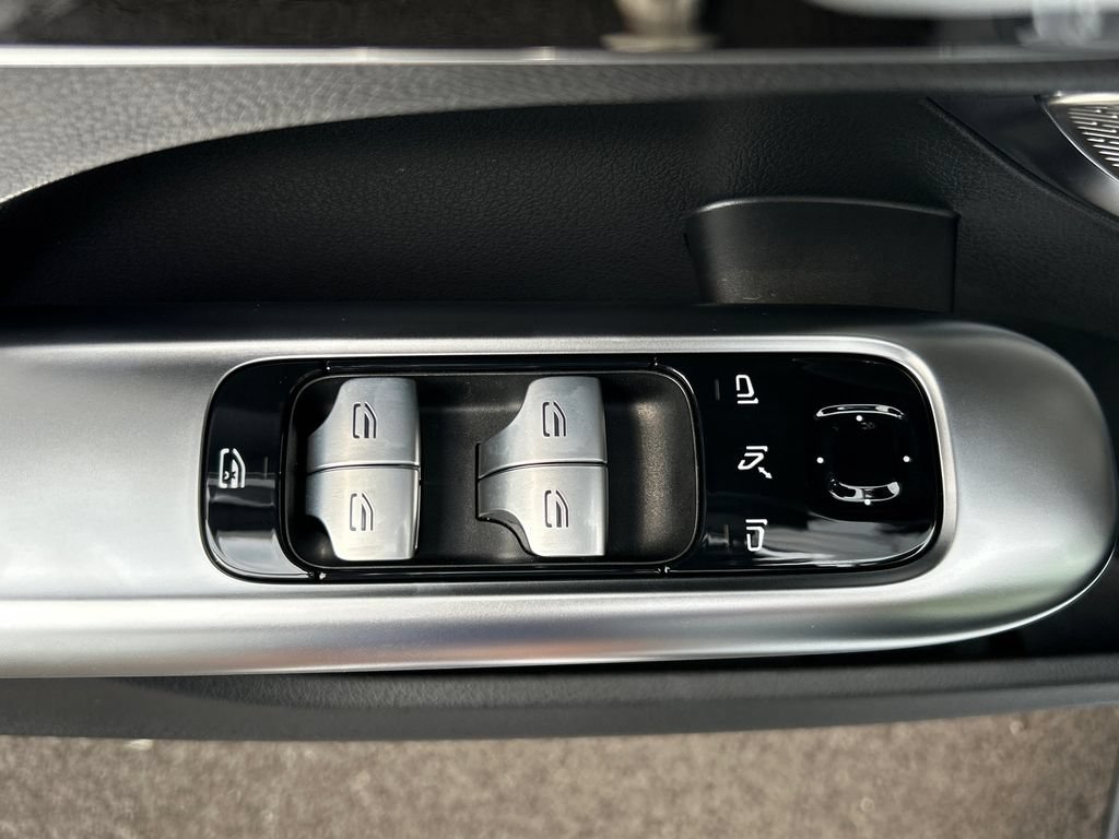 Used 2024 Mercedes-Benz C 43 AMG 4MATIC Sedan image 13