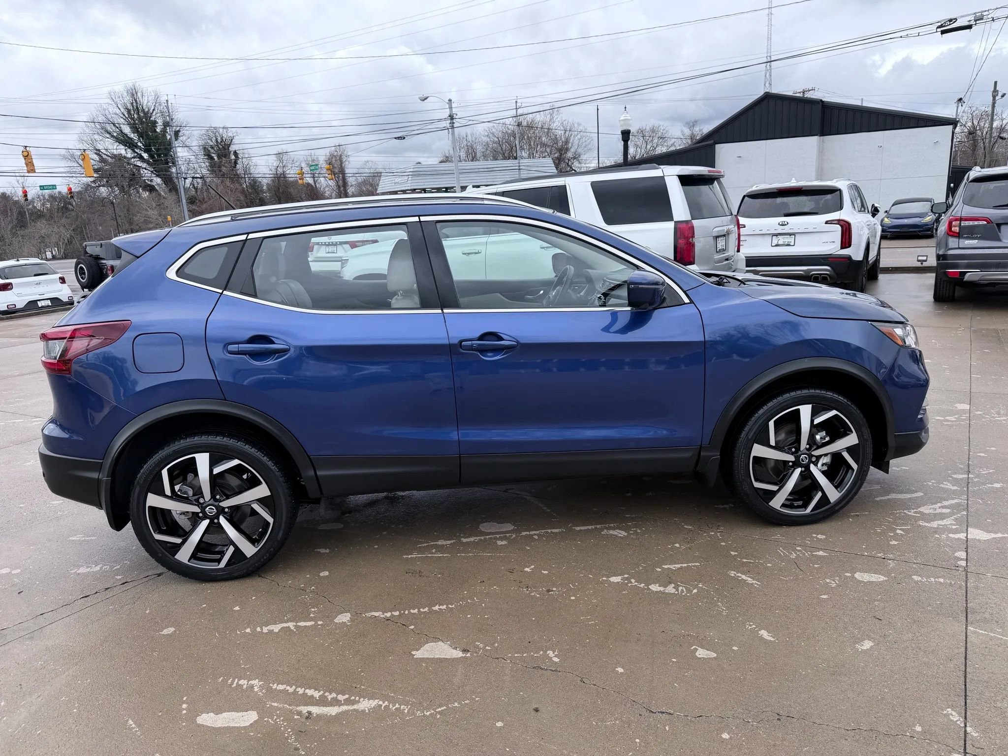Used 2022 Nissan Rogue Sport SL image 7