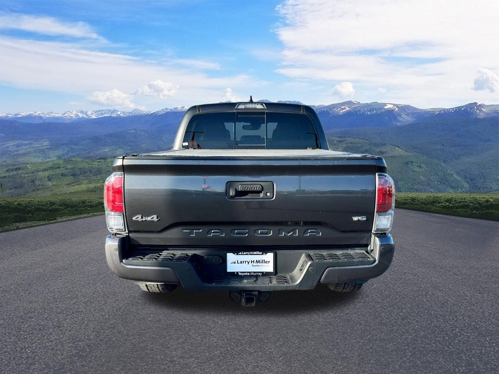 Used 2020 Toyota Tacoma Limited image 4