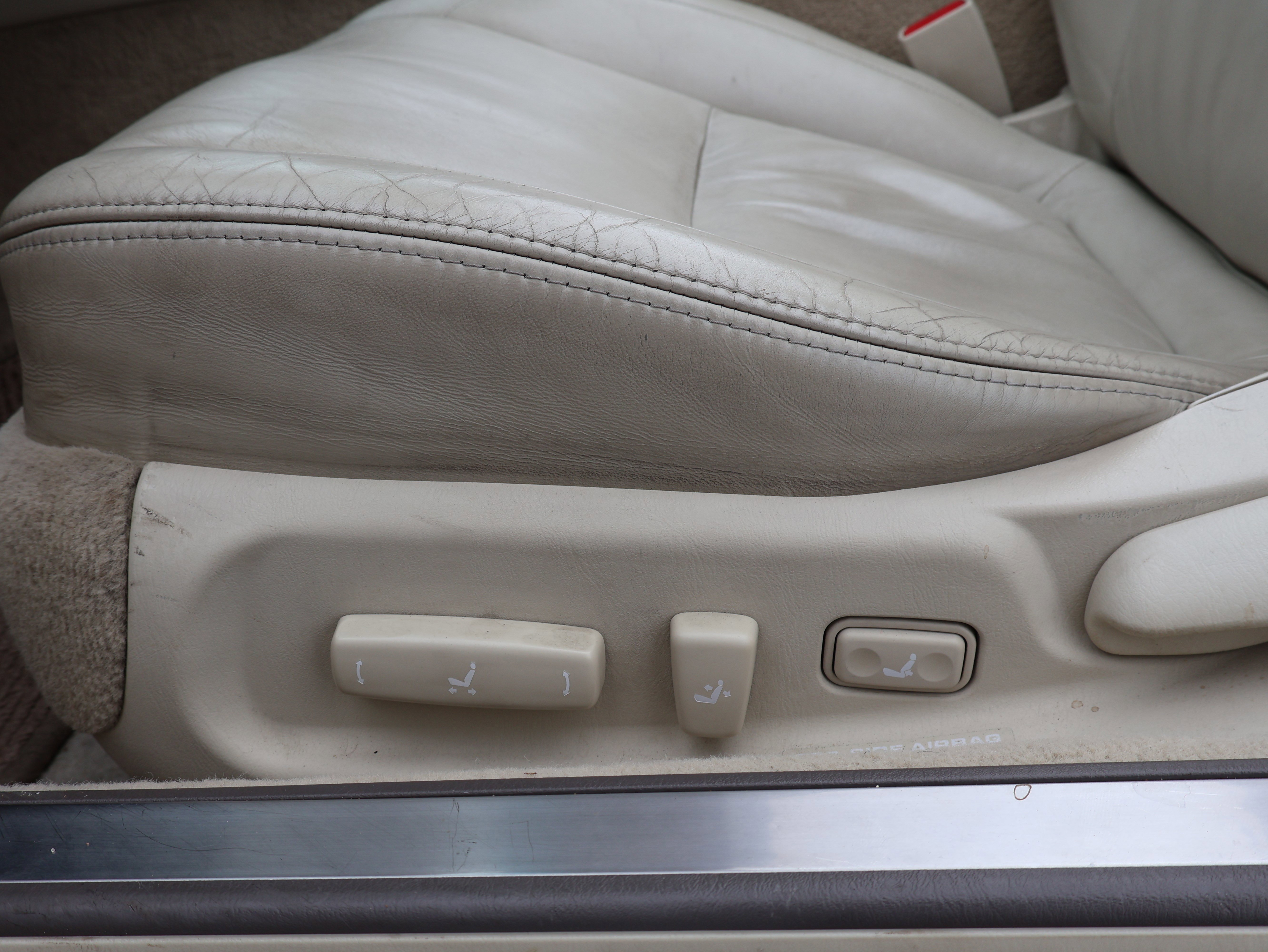 Used 2002 Lexus SC 430 Convertible RWD image 30