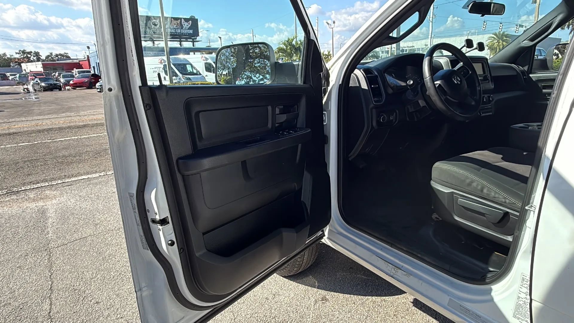 Used 2022 RAM 3500 Tradesman image 8