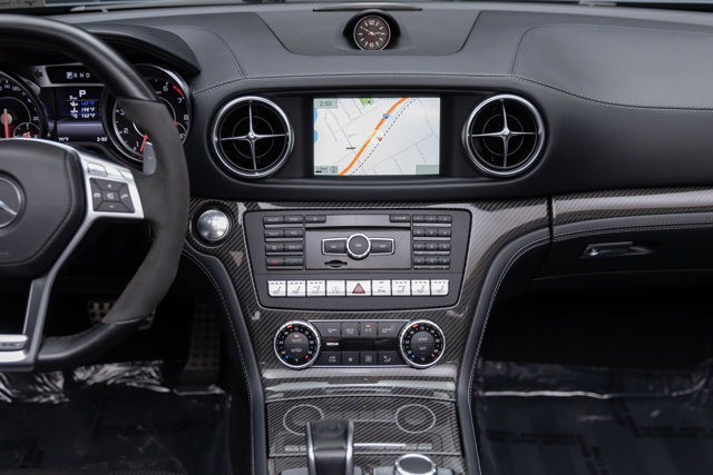 Used 2015 Mercedes-Benz SL 63 AMG w/ Driver Assistance Package image 8