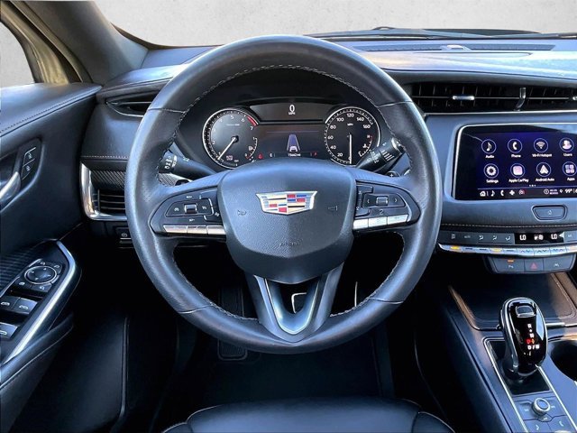 Used 2023 Cadillac XT4 Sport FWD image 7
