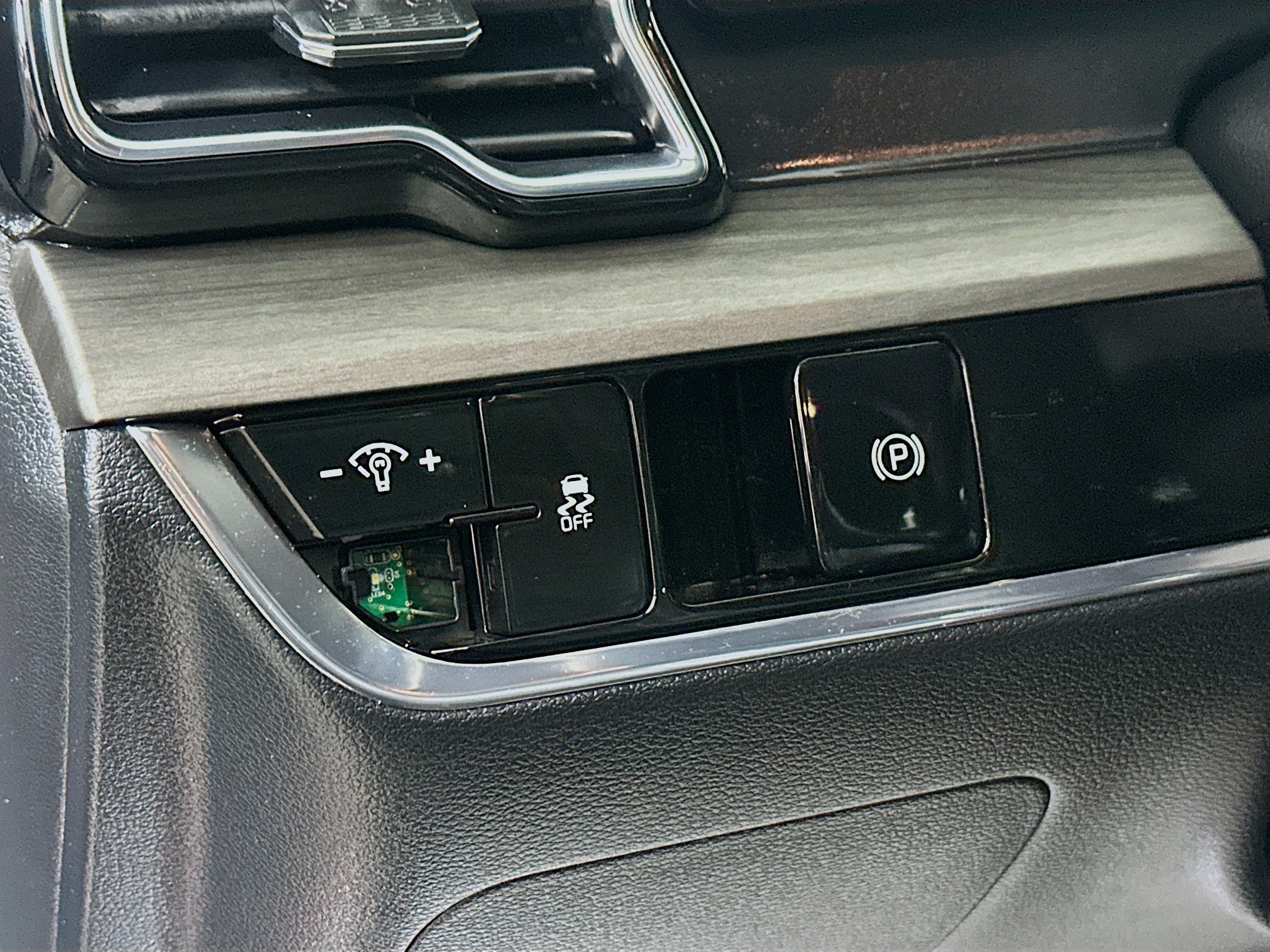 Certified 2025 Kia Sportage X-Line AWD/4WD image 10