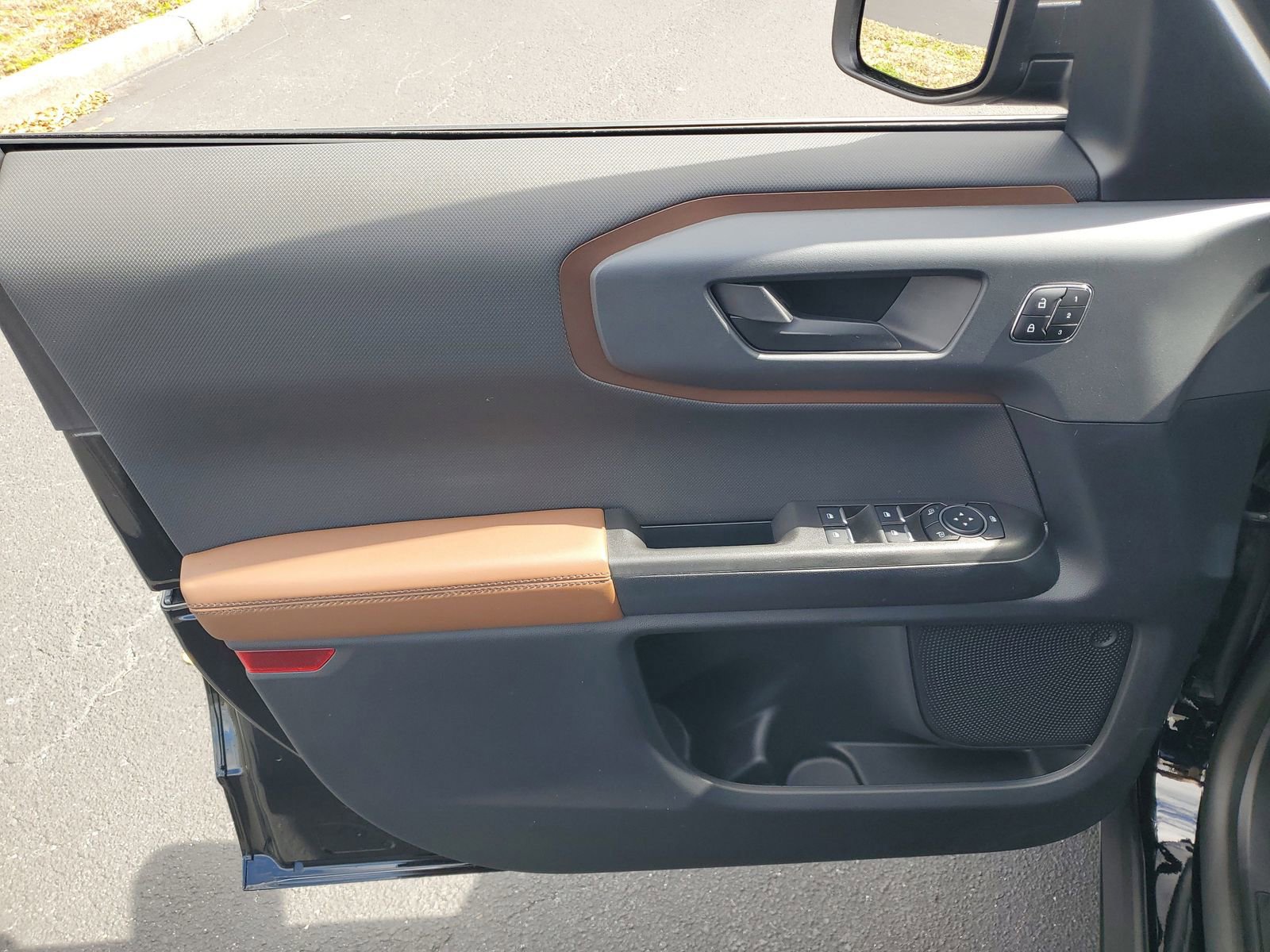 Certified 2024 Ford Bronco Sport Outer Banks image 14