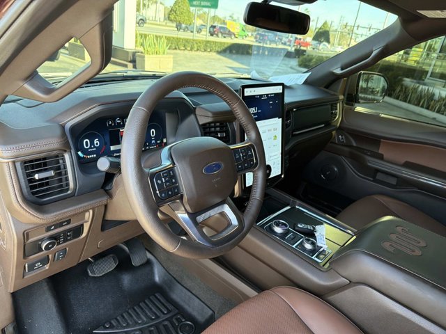 Used 2024 Ford Expedition Max King Ranch image 16
