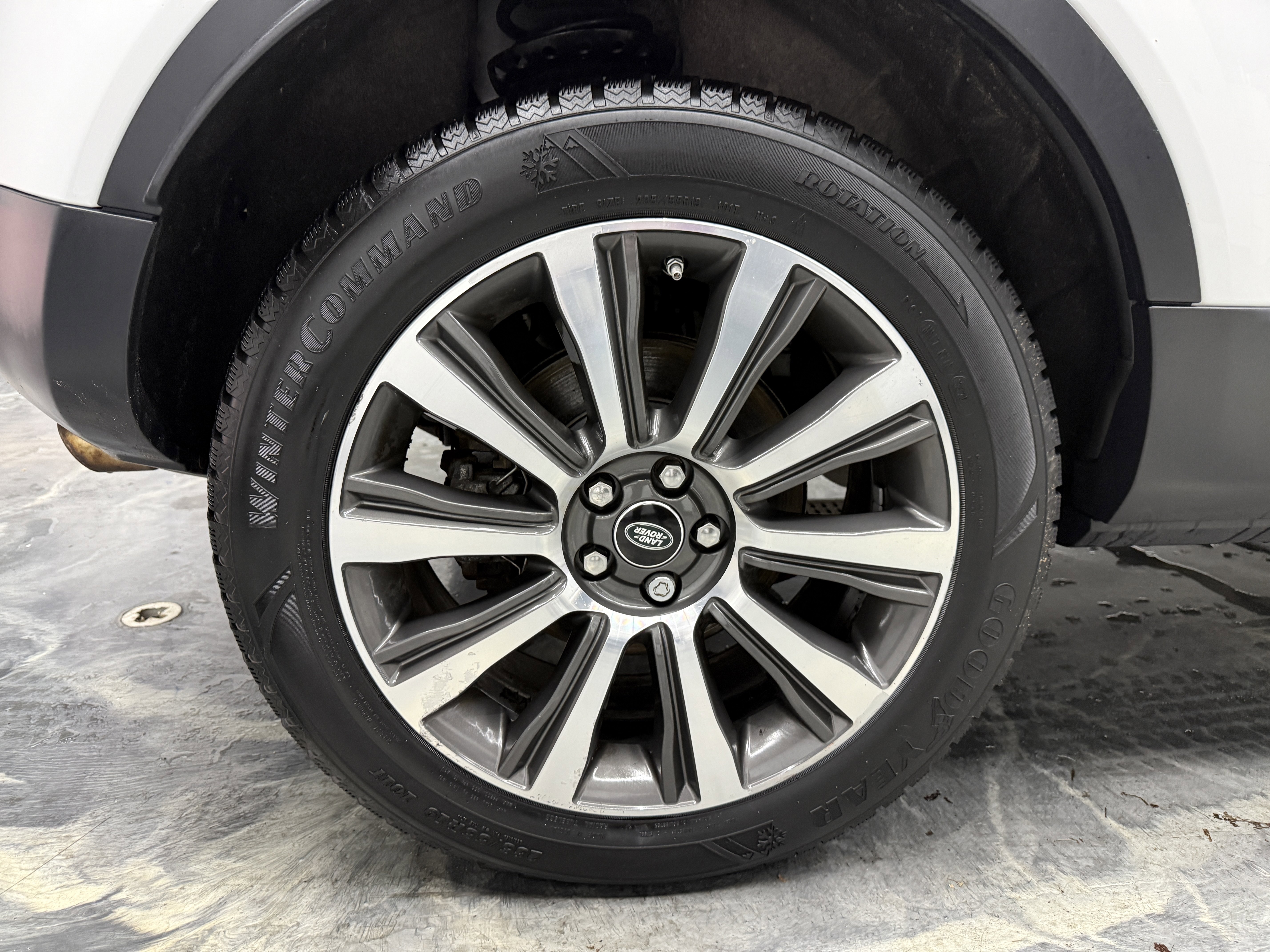 Used 2017 Land Rover Range Rover Evoque HSE image 30