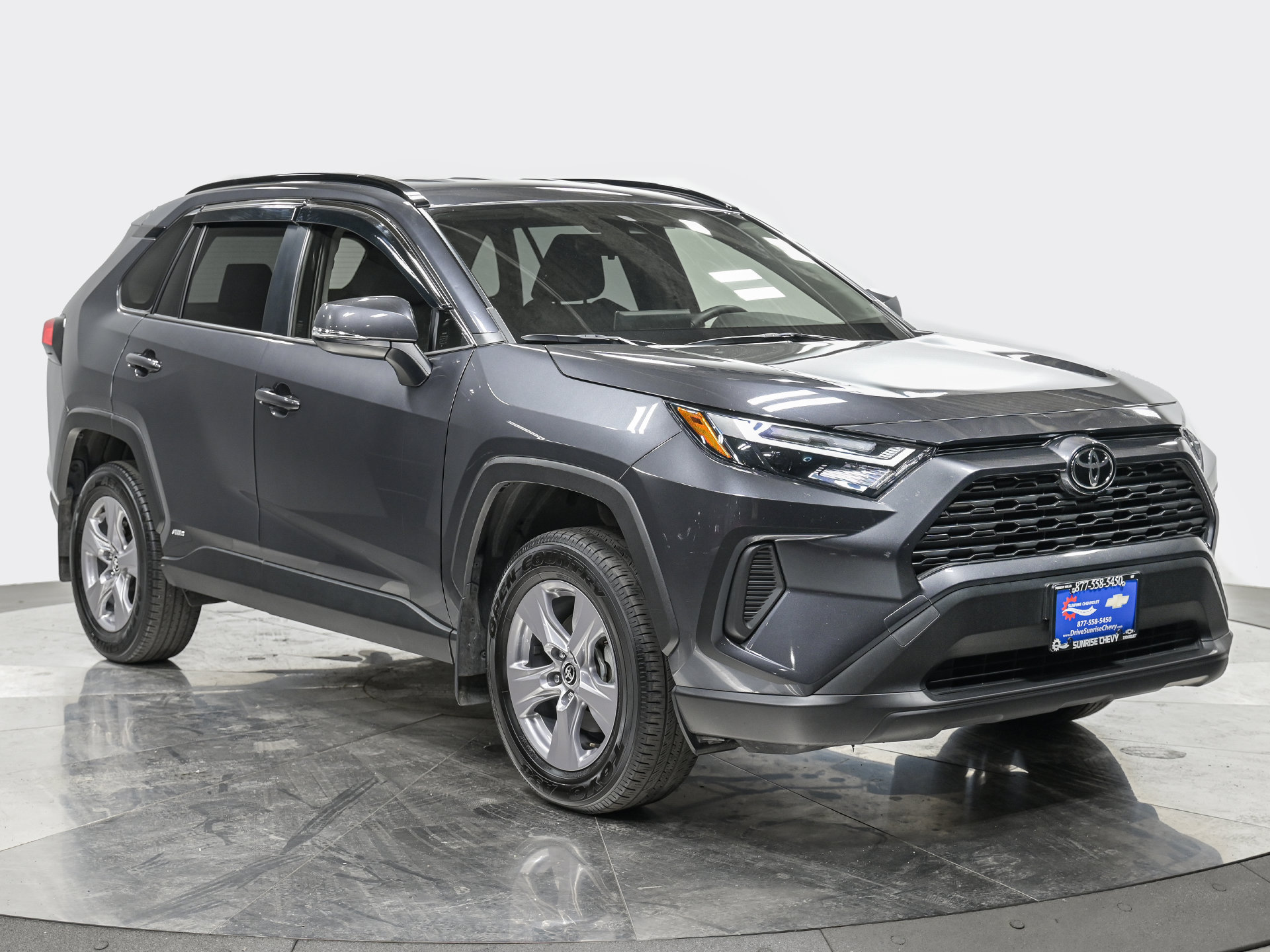 Used 2025 Toyota RAV4 XLE w/ Weather Package AWD/4WD image 9