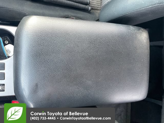 Used 2016 Toyota 4Runner SR5 AWD/4WD image 15