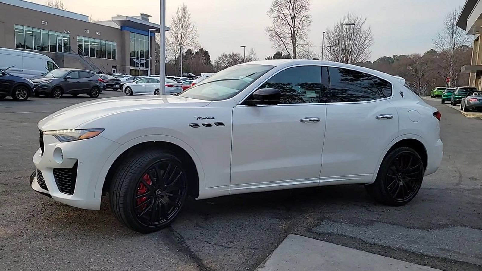 New 2024 Maserati Levante Modena Ultima image 4
