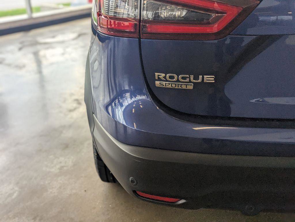 Used 2020 Nissan Rogue Sport S FWD image 7