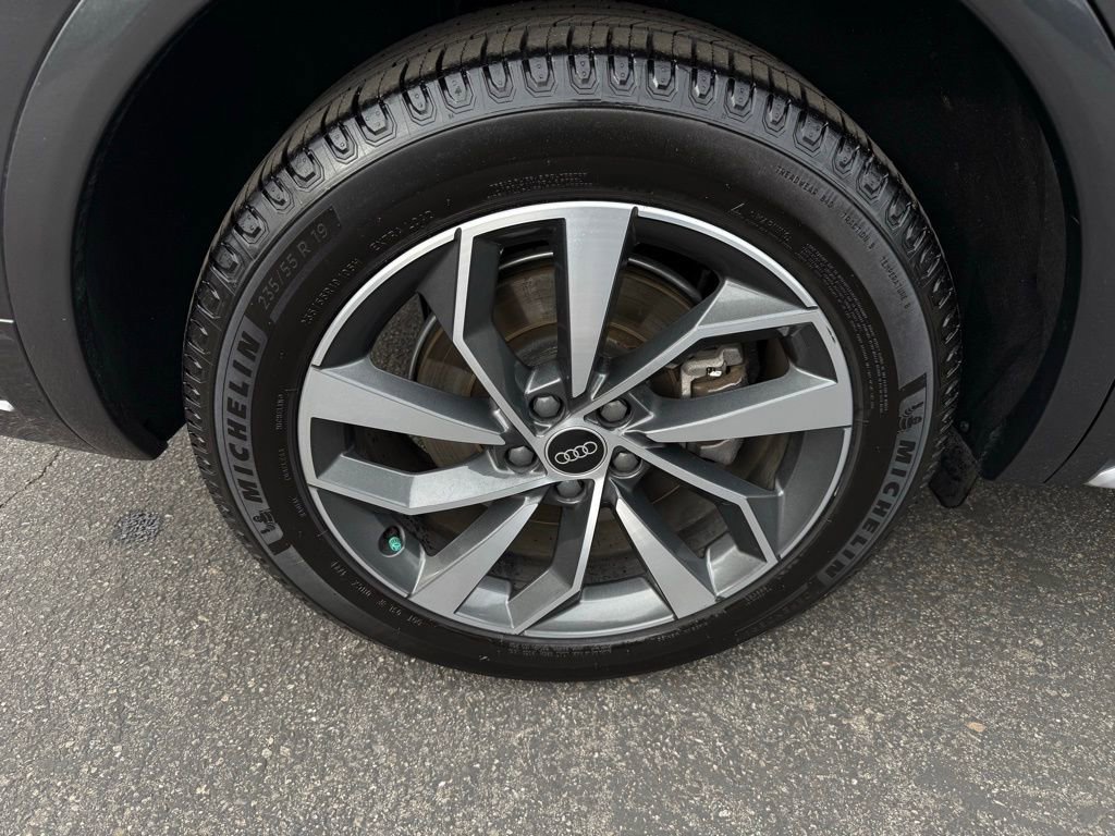 Used 2022 Audi Q5 2.0T Premium image 9